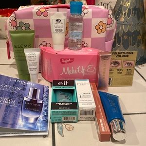 Makeup bundle